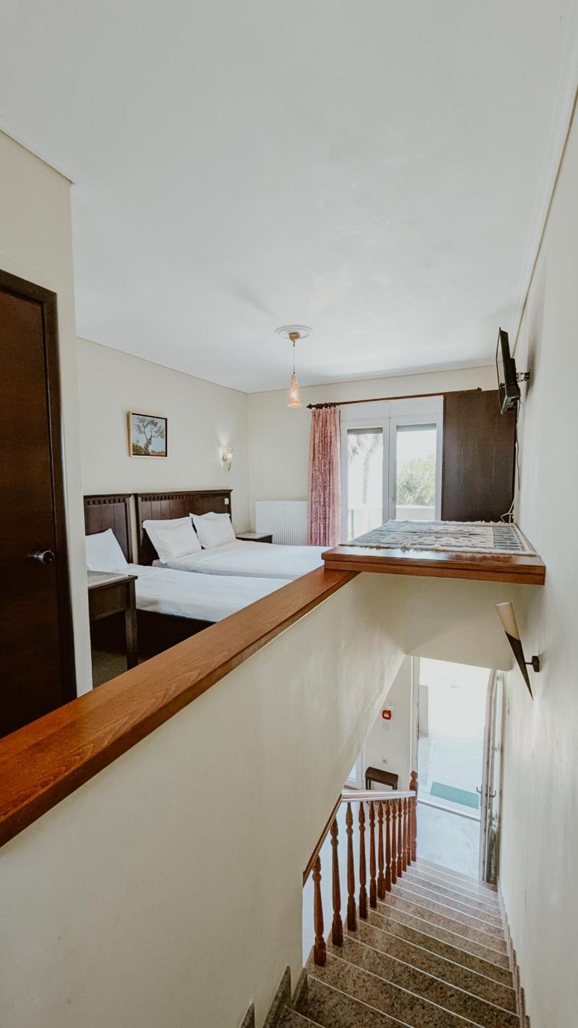 Ariadnes Holiday Accommodation Apidias Lakos Eksteriør bilde