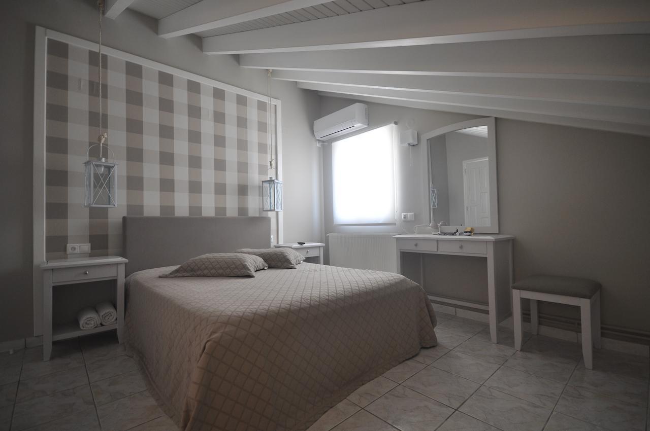 Ariadnes Holiday Accommodation Apidias Lakos Rom bilde
